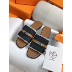 Hermes Slippers